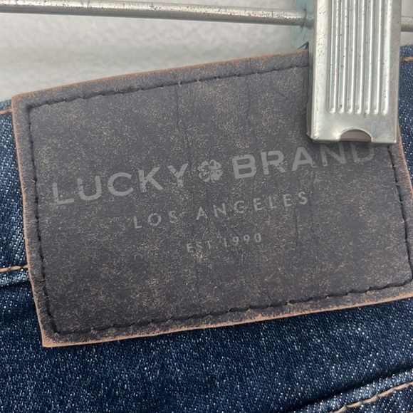 Lucky brand denim shorts - Picture 3 of 4
